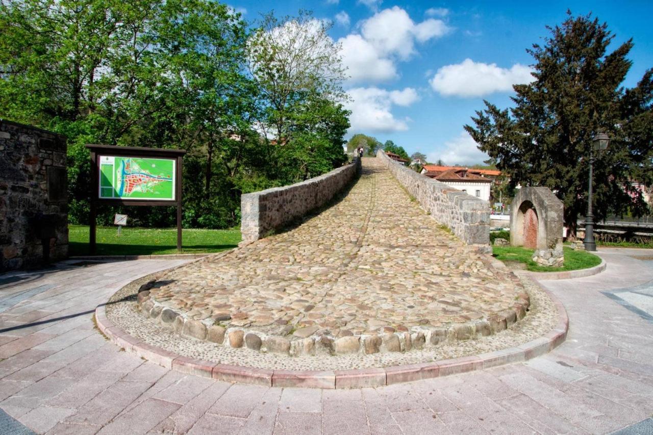 Apartamento El Cortijo Onís Exteriör bild